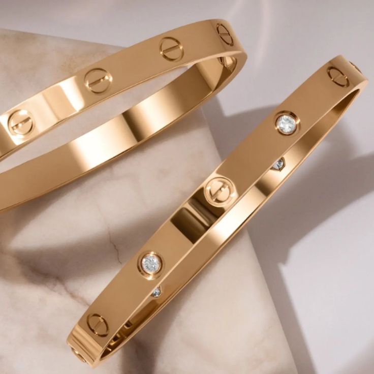 BUY 1 GET 2 – MIU MIU 56zs + BRACELET LOVE DIAMONDS CR